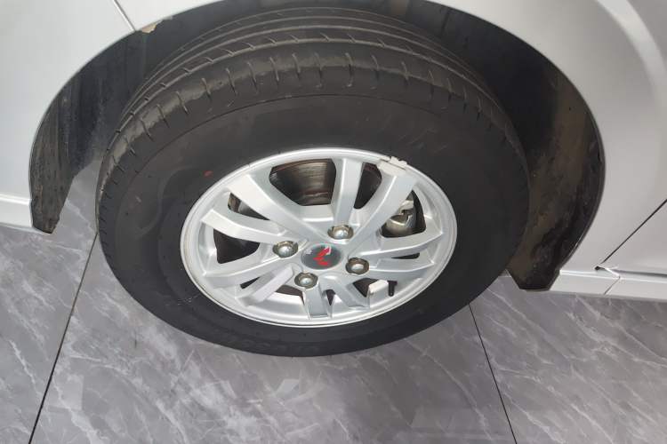 Used Wuling Hongguang 2021 1.5L Revised S Standard Version Hydraulic-Power-Assisted LAR
