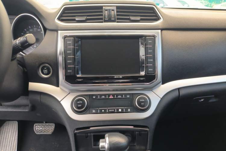 Used Haval H6 Coupe 2015 Blue Label 2.0T Automatic Two-Wheel Drive Elite Model