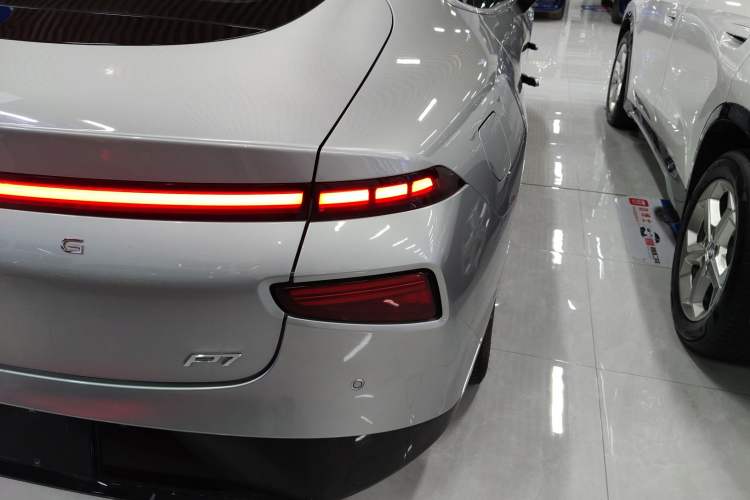 Used XPeng P7 2020 586N
