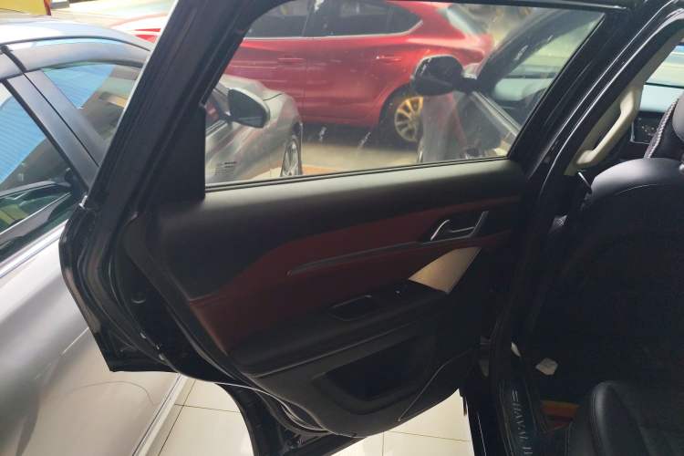 Used Haval H6 Coupe 2019 1.5T Automatic Two-Wheel Drive Ultra-Luxury Smart Connectivity Version China V Emission Standard