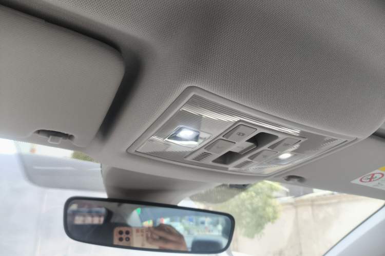 Used Volkswagen Lavida 2024 1.5L Automatic Starry Sky 5 Million Edition Headliner