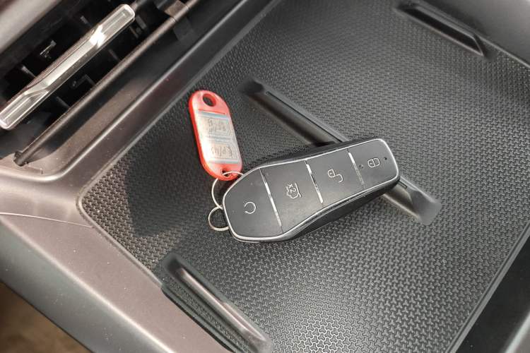 Used BYD Qin PLUS 2025 DM-i Smart Drive 120KM Superior Model
