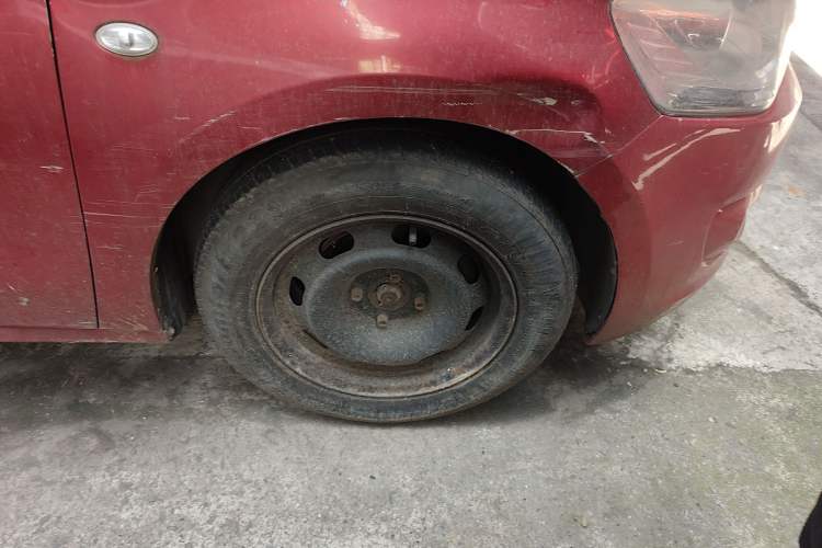 Used Citroen Elysee 2015 Zhishang Edition 1.6L Manual Fashion Model
