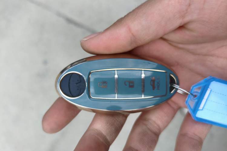 Used Infiniti Q50L 2016 2.0T Comfort Edition Vehicle Key