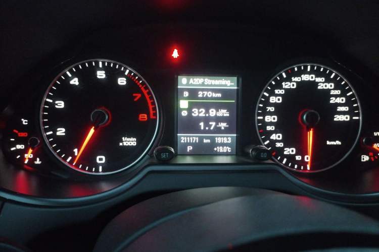 Used Audi Q5 2016 40 TFSI Comfort Model