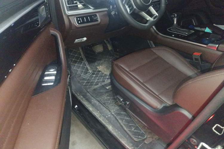 Used Dongfeng Fengon ix7 2020 2.0 TGDI Automatic All-Wheel-Drive Pioneer Edition