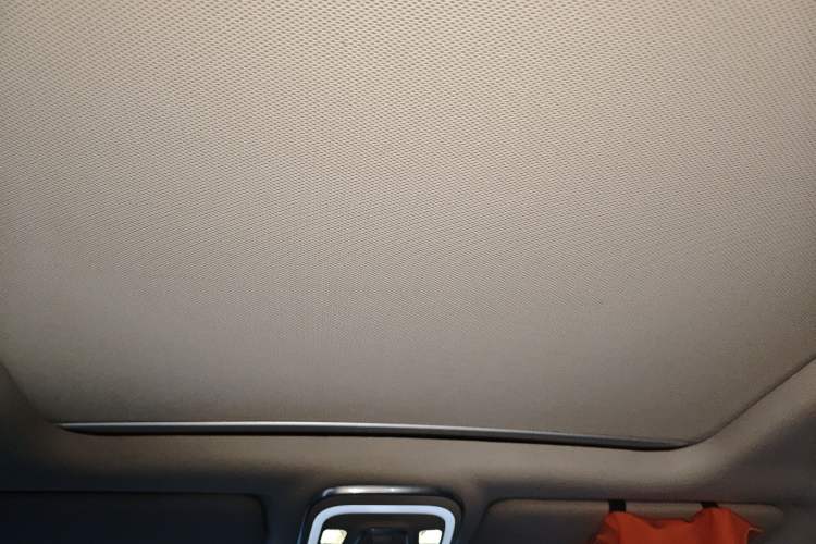 Used BYD Tang New Energy 2015 2.0T Four-Wheel-Drive Flagship Model
