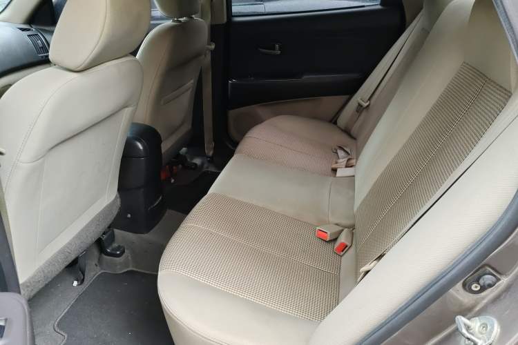 Used Hyundai Celesta 2011 1.6L Automatic Comfort Edition Left Rear Seat