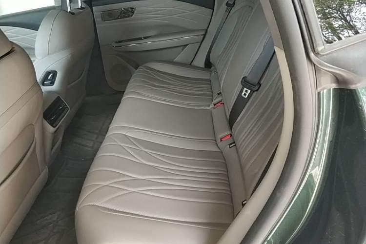 Used Geely Galaxy 8 2025 130km EM-P Starship Edition