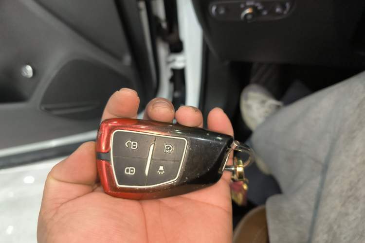 Used Buick Envision 2020 Encore S 652T Two-Wheel Drive Luxury Model