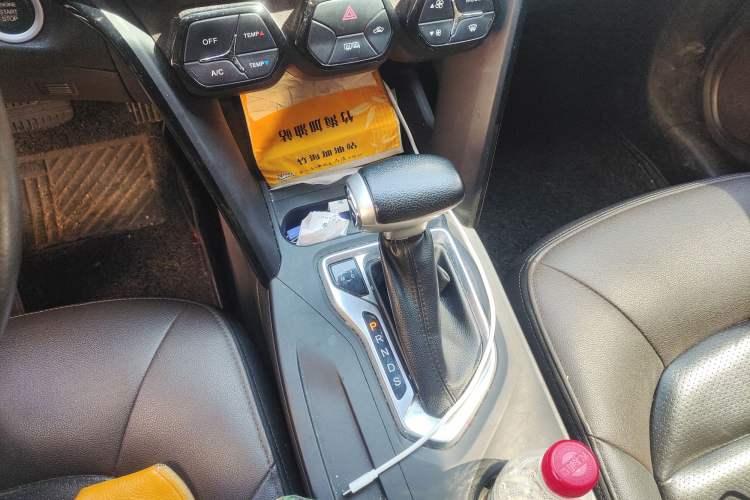 Used GAC Trumpchi GS4 2015 200T G-DCT Luxury Edition Gear Lever