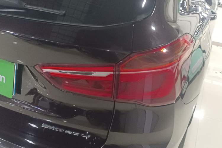 Used BMW X1 2018 sDrive20Li Leading Model
