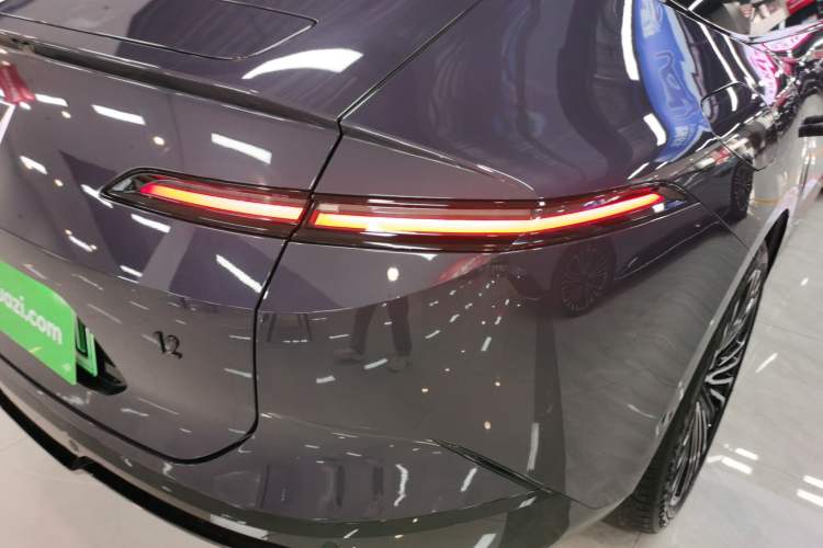 Used Avatr 12 2025 Ultra Extended-Range Edition Exterior 3