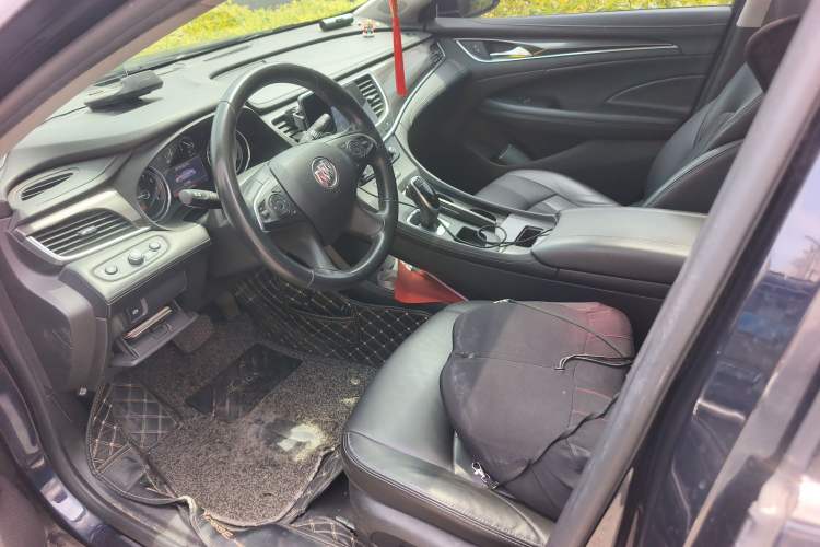 Used Buick LaCrosse 2021 552T Luxury Version Left Front Seat