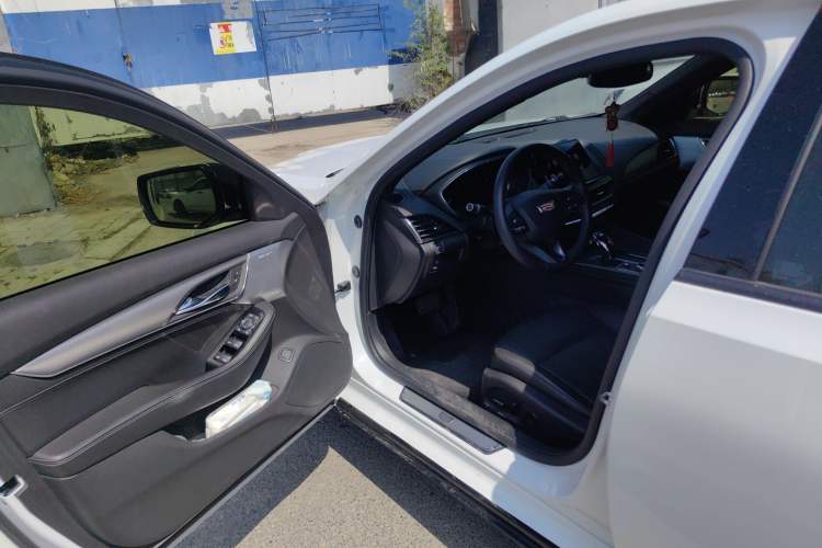 Used Cadillac CT5 2022 28T Luxury Edition Driver Seat