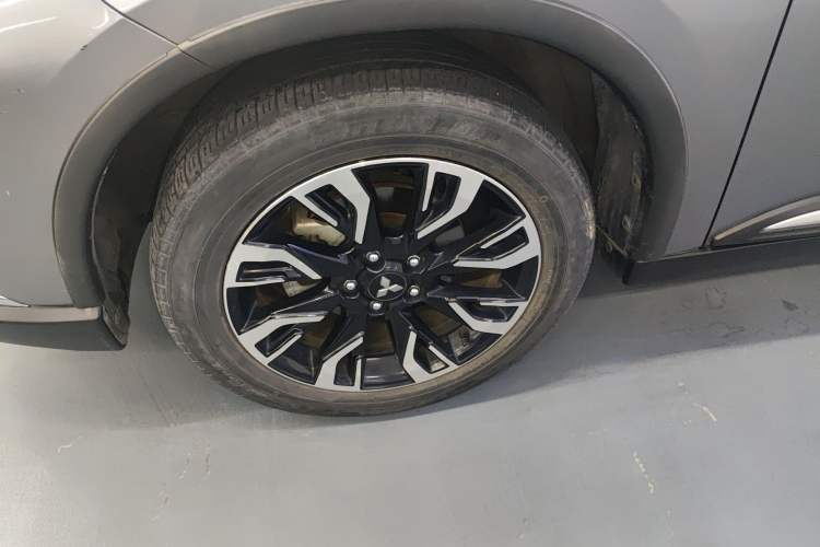 Used Mitsubishi Outlander 2020 2.0L Two-Wheel Drive Comfort Edition 7-Seater