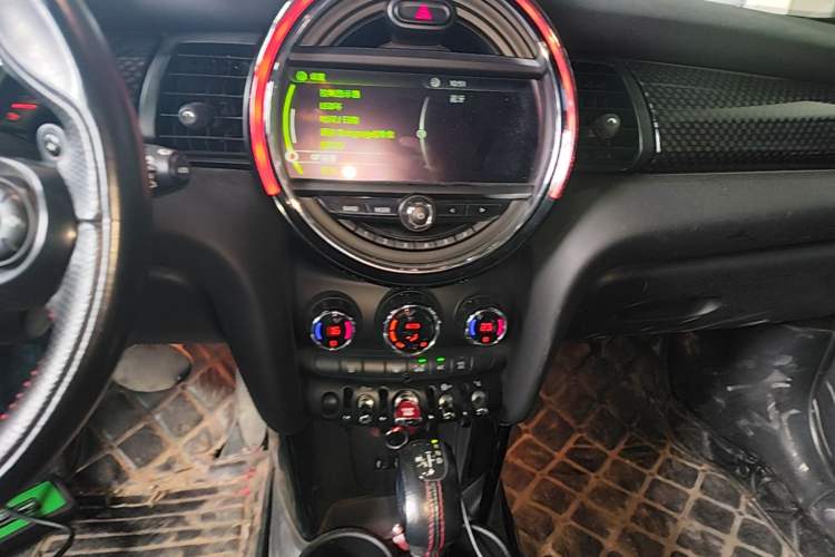 Used MINI 2016 2.0T COOPER S Pioneer Edition Five-Door Model