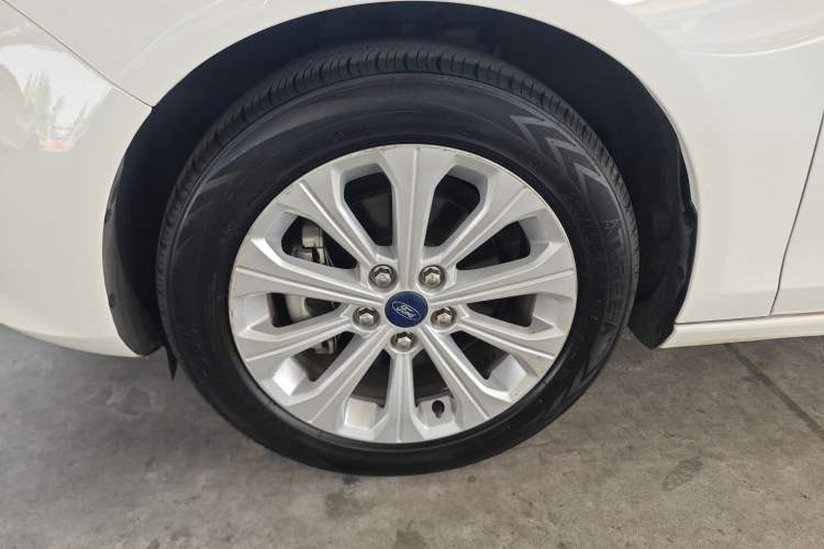 Used Ford Escort 2017 Happiness Edition 1.5L Automatic Fashion Version