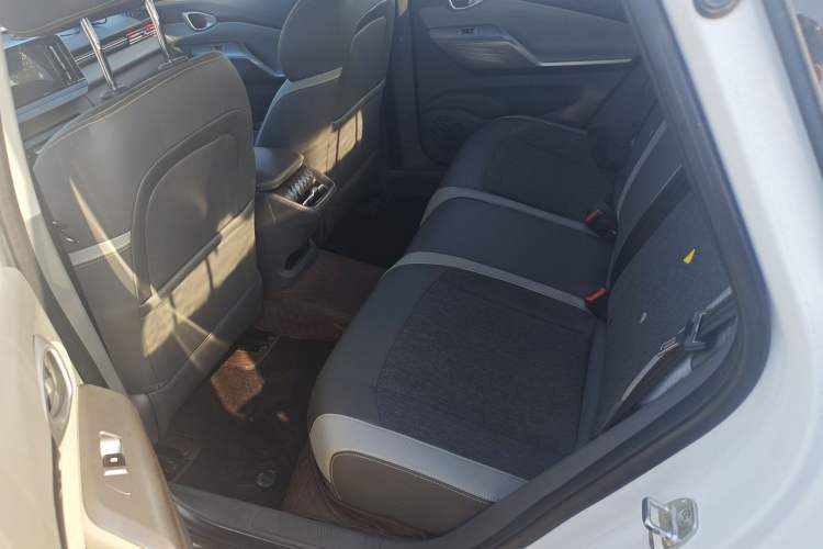 Used Baojun RC-5 2020 1.5T CVT Smart Luxury Edition