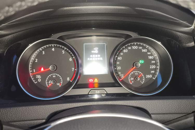 Used Volkswagen Golf 2014 1.4TSI Automatic Flagship Model Instrument Cluster