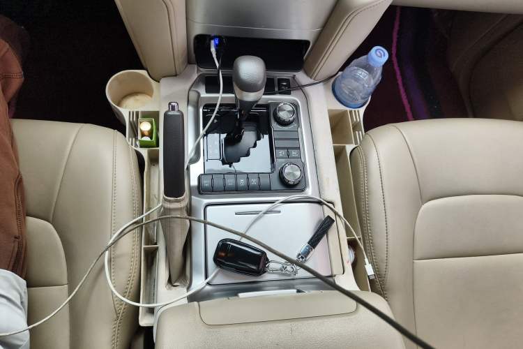 Used Toyota Land Cruiser 
