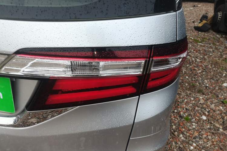 Used Honda Odyssey 2015 Revised 2.4L Luxury Edition