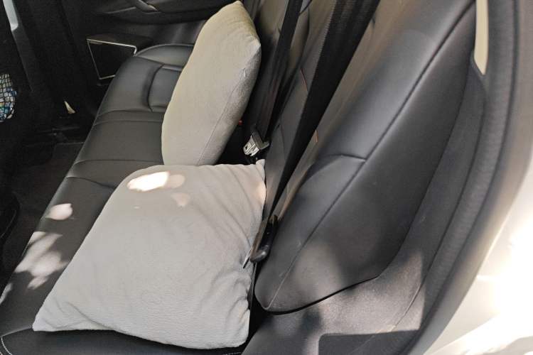 Used Geely Auto Emgrand X7 Sport 2020 1.8TD DCT Two-Wheel Drive Smart Connect 4G-Enabled Version