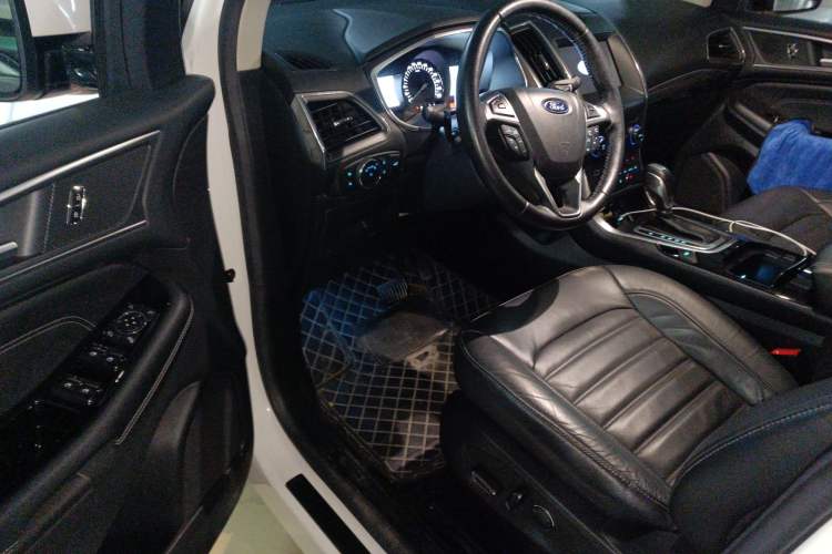 Used Ford Edge 2018 EcoBoost 245 Two-Wheel-Drive Titanium 7-Seater China V Standard