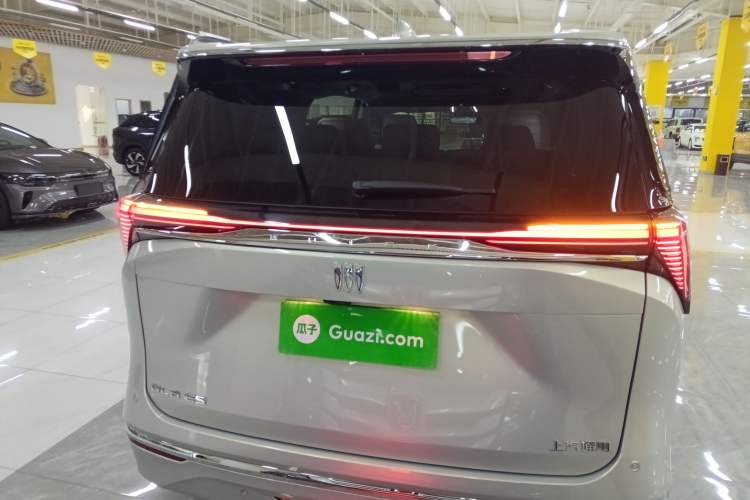 Used Buick GL8 2025 Lu Zun Deluxe Edition