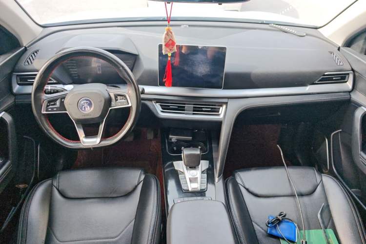 Used BYD Song Pro 2019 1.5T Automatic Elite Edition Center Console