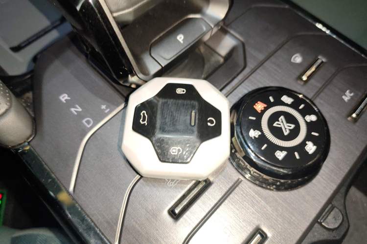 Used JETOUR Traveler 2023 2.0T All-Wheel-Drive CrossPRO Interior 1