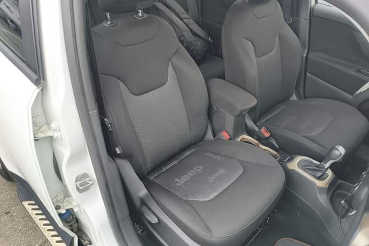 Used Jeep Renegade 2016 1.4T Automatic Jingneng Version+
