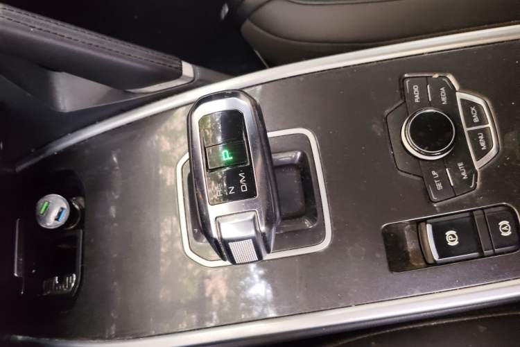 Used Haval H6 2019 Sport Edition 1.5T Automatic Two-Wheel Drive Elite Model China VI Gear Lever