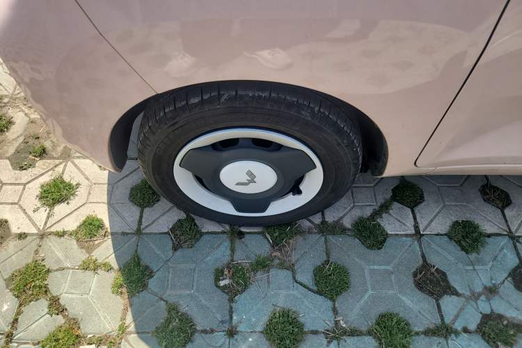 Used Wuling Hongguang MINIEV 2022 Macaron Premium Model – Lithium Iron Phosphate Exterior 4