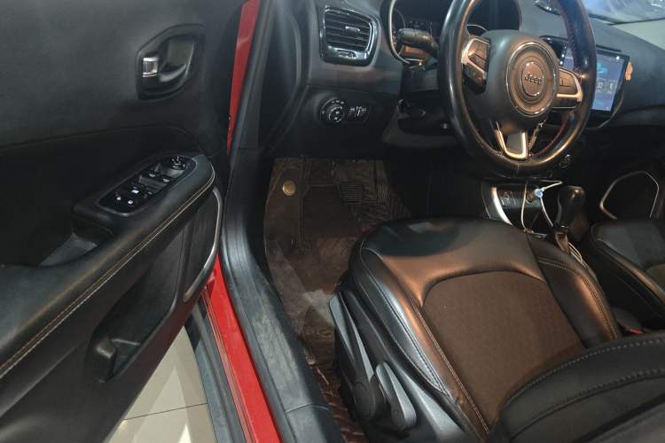 Used Jeep Compass 2017 200T Automatic Enjoyment Version