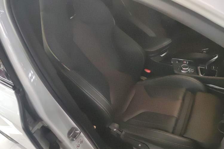 Used BMW X2 2023 sDrive 25i Shining Edition
