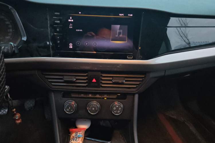 Used Volkswagen Bora 2021 1.5L Manual Fashion Smart Connect Edition