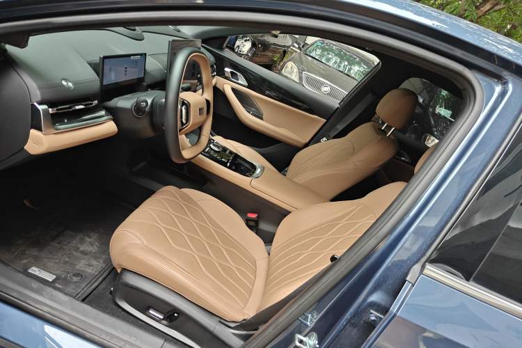 Used Geely Galaxy A7 2025 Model EM-i 150km Starship Edition