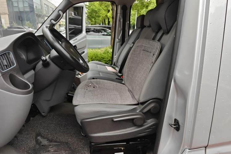 Used Foton Toano 2021 2.0T Manual Tongtu Short Wheelbase Flat Roof 5/6-Seater 4F20TC3