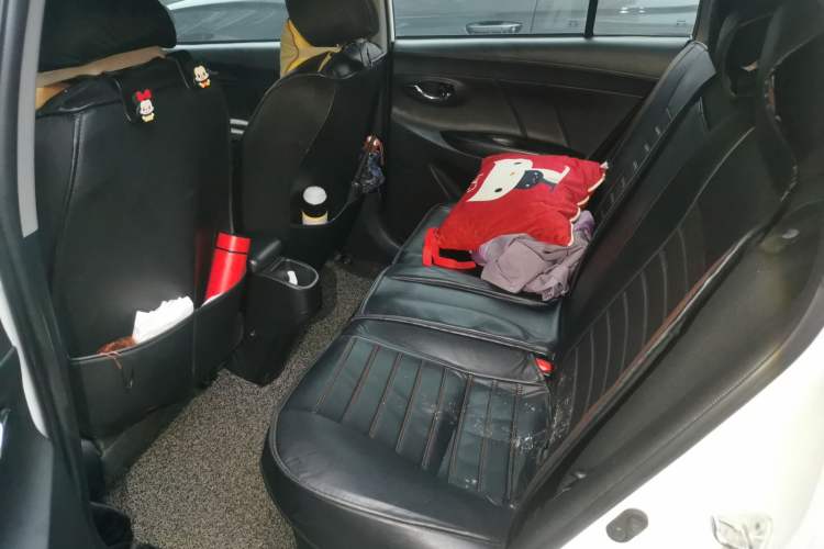 Used Toyota YARiS L Zhi Xuan 2016 Revised Version 1.5G CVT with Dynamic Sunroof Left Rear Seat