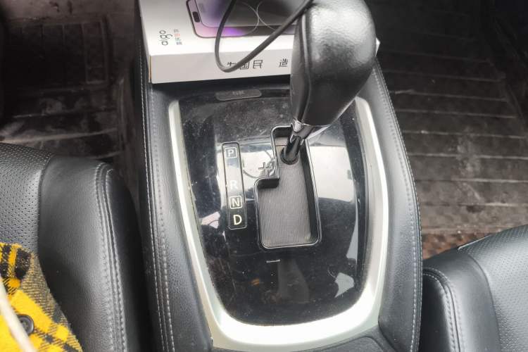 Used Nissan X-Trail 2014 2.5L CVT Leading Edition 4WD Gear Lever