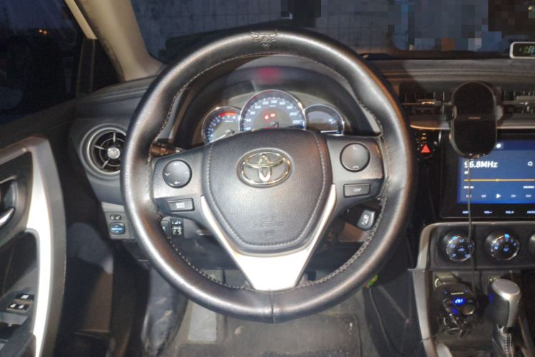 Used Toyota Levin 2017 Revised 185T CVT Elite Edition China V Standard Steering Wheel