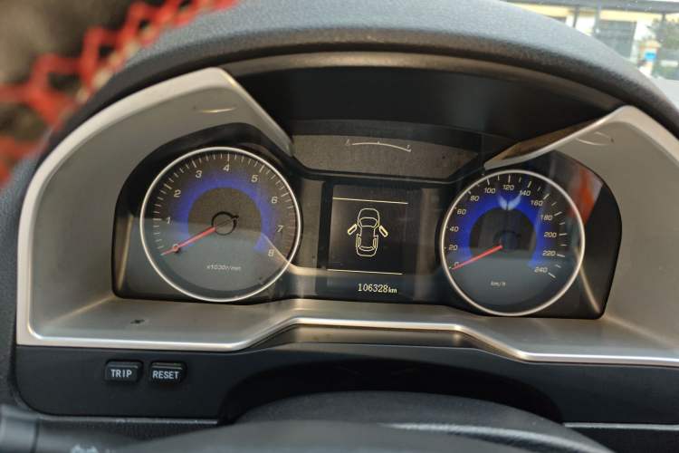 Used Geely Auto Emgrand 2014 Sedan 1.5L Manual Fashion Edition
