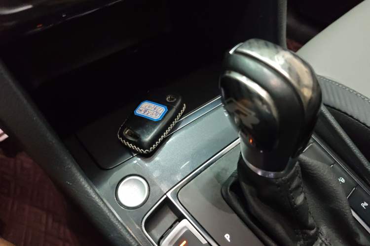 Used Volkswagen Golf Sportsvan 2019 280TSI Automatic Voyage Model China V Standard Interior 1