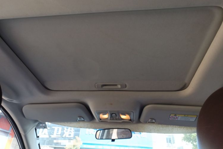 Used Haima V70 2016 2.0L Manual - Comfort Edition 6 Seats