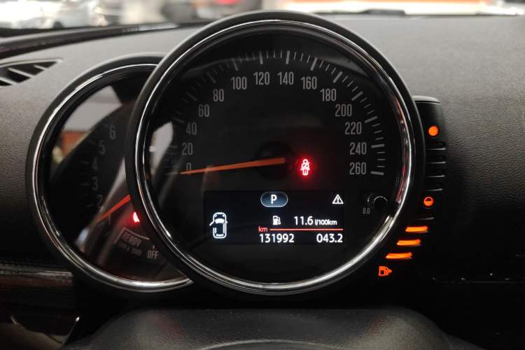 Used MINI Clubman 2016 Revised Version 1.5T COOPER Connoisseur Edition