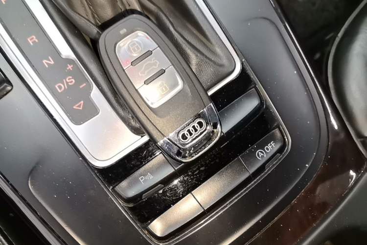 Used Audi A4L 2015 35 TFSI Automatic Comfort Model
