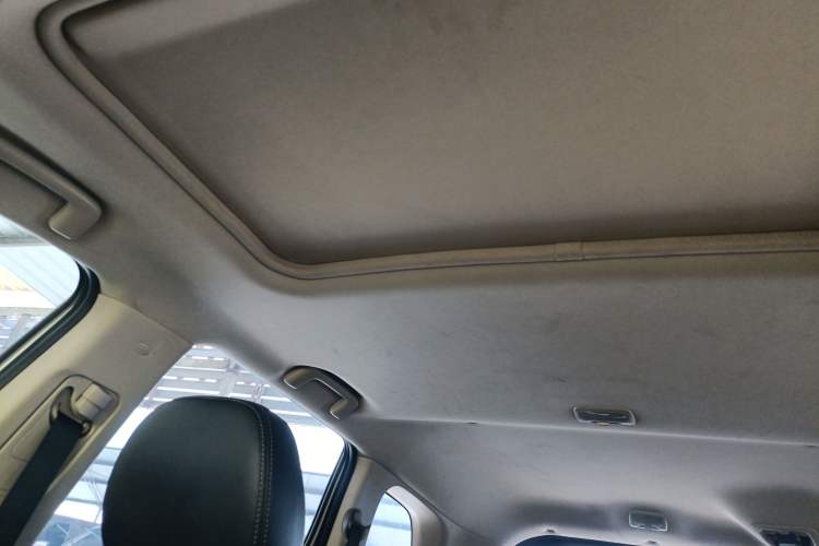 Used Mitsubishi Outlander 2019 2.0L Two-Wheel Drive Comfort Edition 5 Seats China VI Standard