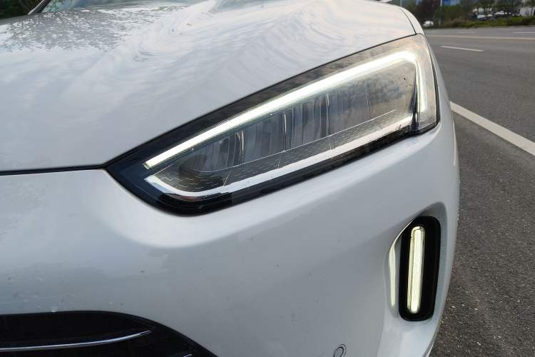 Used Hima AITO M5 2022 Range-Extended Rear-Drive Standard Version
