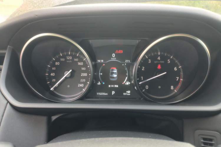 Used Land Rover Discovery 2019 3.0 SC V6 SE Instrument Cluster